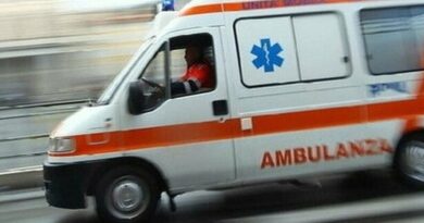 Sciclitano colpito da infarto mentre guida l’auto sulla Modica- Sampieri. Ricoverato al “Maggiore” di Modica.