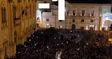 A Scicli tutto pronto per la Domenica di Pasqua.