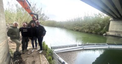 Salvamare, iniziati i lavori per liberare dalle plastiche la foce del fiume Irminio a Scicli