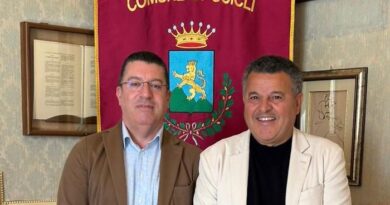 Forza Italia di Scicli: tutta la Segreteria si dimette. Due consiglieri non sostengono più il Sindaco Marino. Giannone nominato Commissario della Sezione.