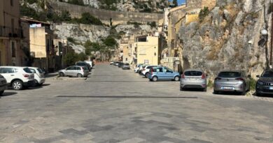 Si ripristinano l’alveo del Torrente Santa Maria La Nova e i giunti delle basole del Torrente San Bartolomeo