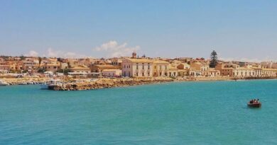 ATTIVI DUE AMBULATORI INFERMIERISTICI TURISTICI A DONNALUCATA E CAVA D’ALIGA
