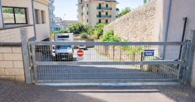  NELLA FARMACIA ASP DI RAGUSA ANZIANI E DISABILI NON POSSONO ACCEDERE