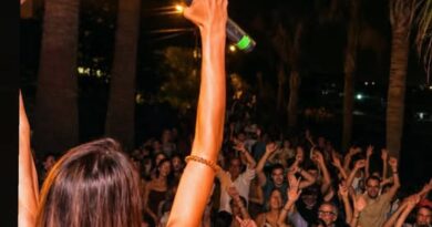 Musica a Playa Grande: le ragioni del Sindaco e quelle di Un residente di Playa. Con altri interventi. Musica a Playa Grande: le ragioni del Sindaco e quelle di Un residente di Playa. Con altri interventi.