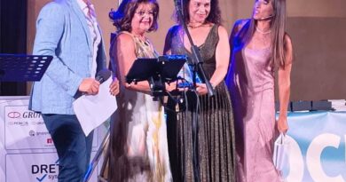 A Giovanna Drago altri due premi per la sua poesia.